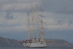 Star Flyer off Isla Tortuga