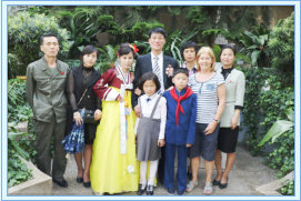 Wedding group in the Botanical gardens